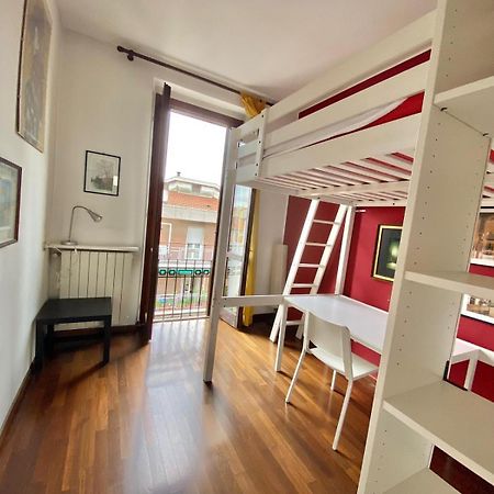 Grazioso Appartamento Nel Cuore Del Tran Tran Di Milano, Perfetto Per Amici E Famiglie, Vicino A Metropolitana Экстерьер фото
