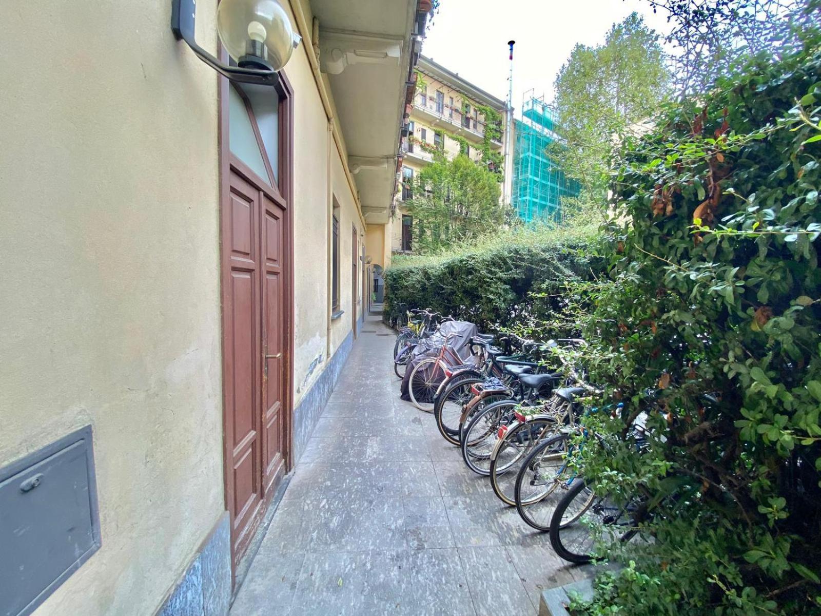 Grazioso Appartamento Nel Cuore Del Tran Tran Di Milano, Perfetto Per Amici E Famiglie, Vicino A Metropolitana Экстерьер фото