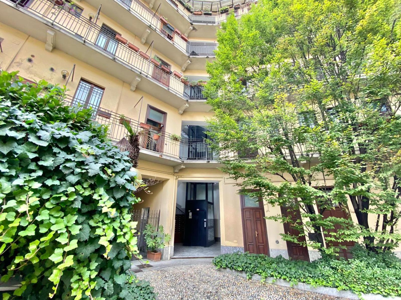 Grazioso Appartamento Nel Cuore Del Tran Tran Di Milano, Perfetto Per Amici E Famiglie, Vicino A Metropolitana Экстерьер фото